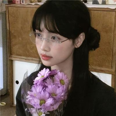 麻辣老师1这个女生有点冷